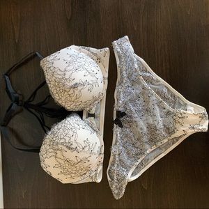 VS Bra and Pantie Set